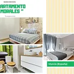 Morales - 2 Habitaciones, Espacioso Y Tranquilo Junto A Hospital
